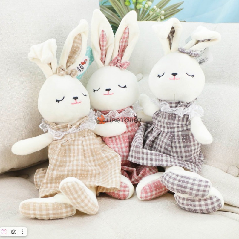 Заяц в клетчатом платье, 47 см