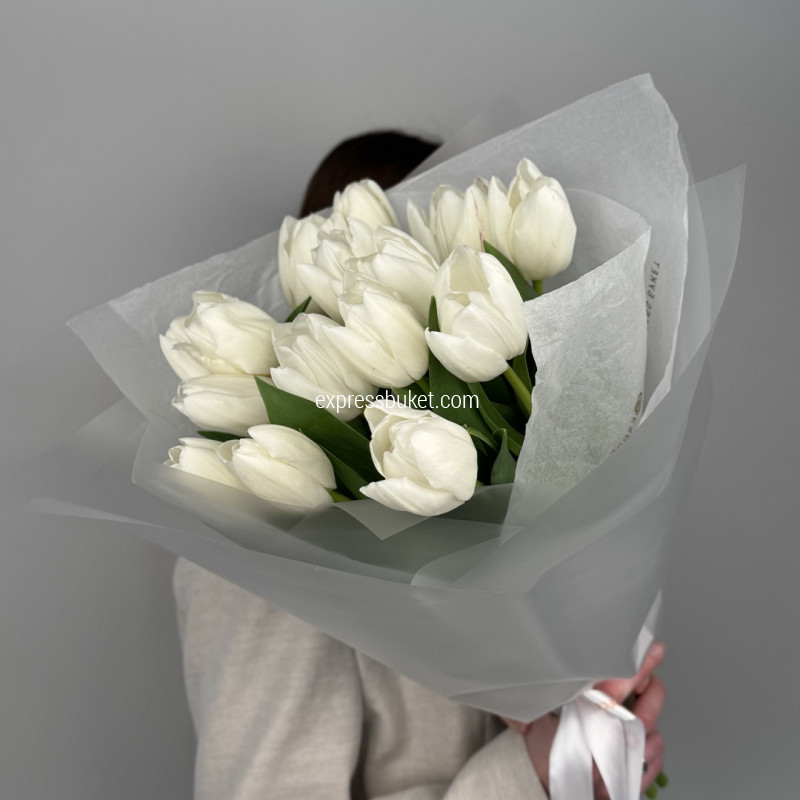 Венера в цветах