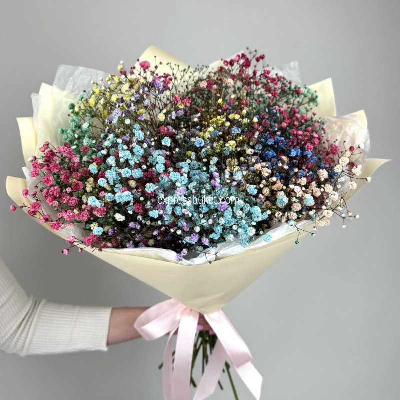 Букет из радужных гипсофил